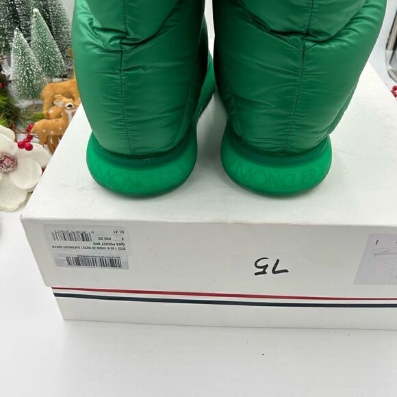 SOLD!!!!!!!   Women’s Moncler Gaia pocket snow boots size 41 - Picture 7 of 12
